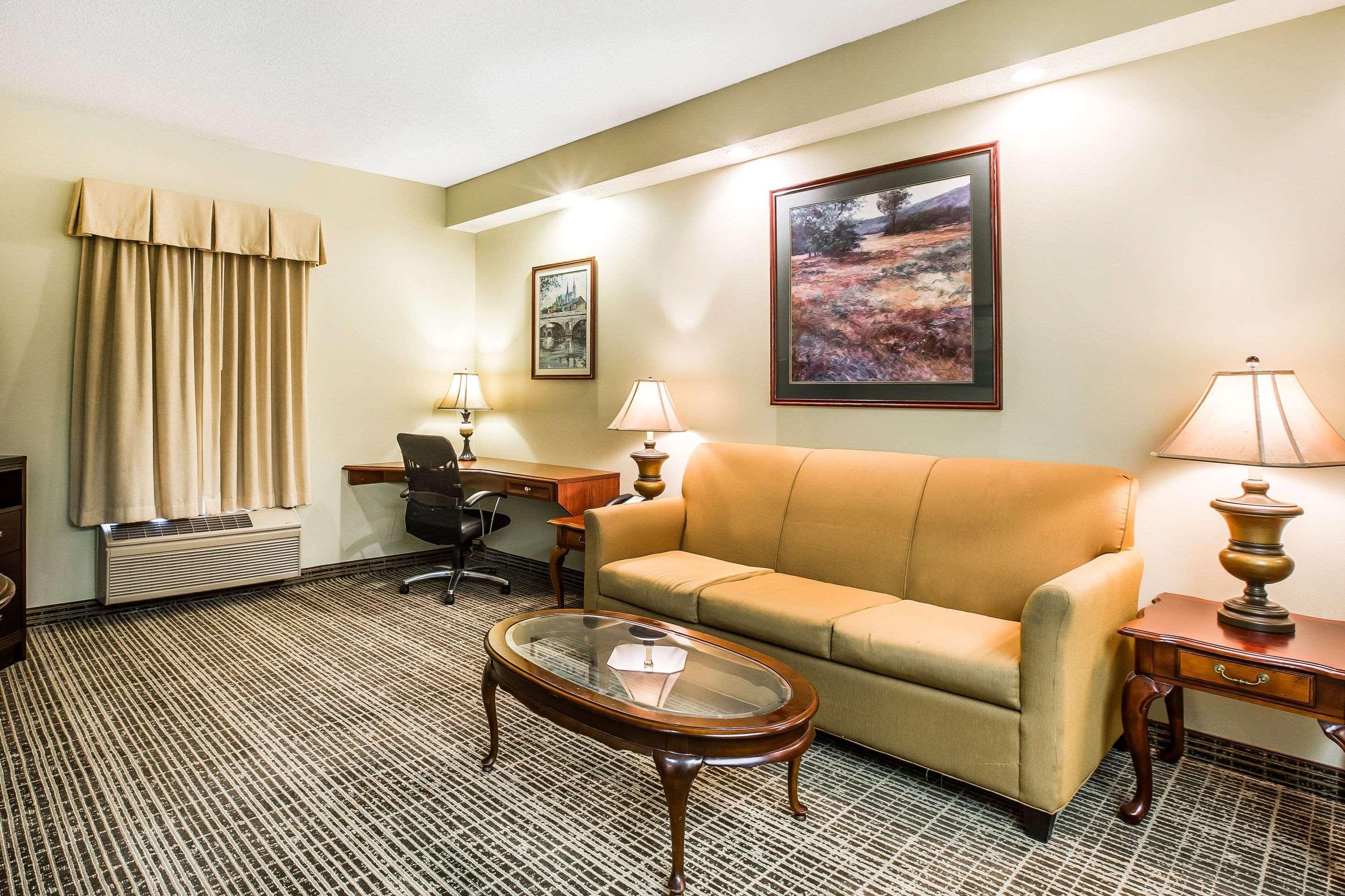 Quality Inn Newnan - Atlanta South Екстериор снимка