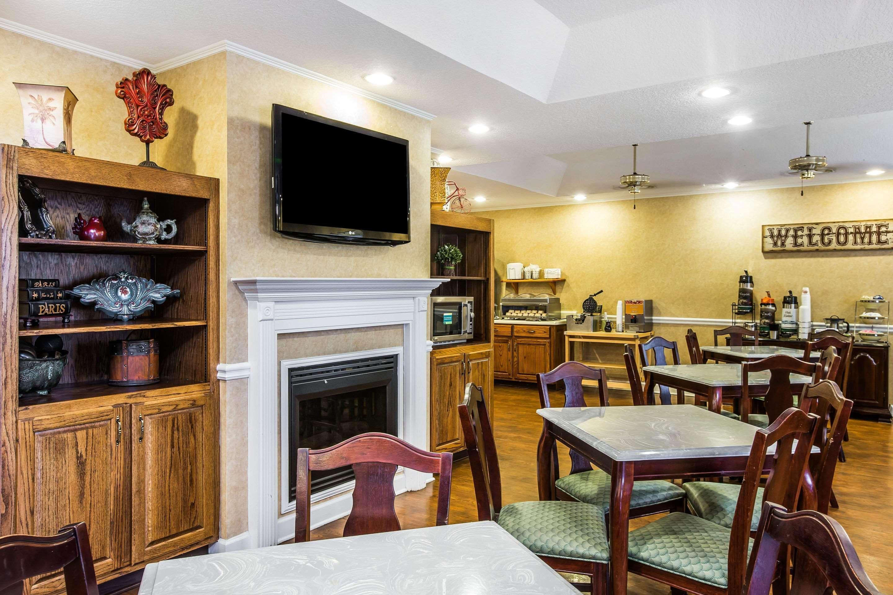 Quality Inn Newnan - Atlanta South Екстериор снимка