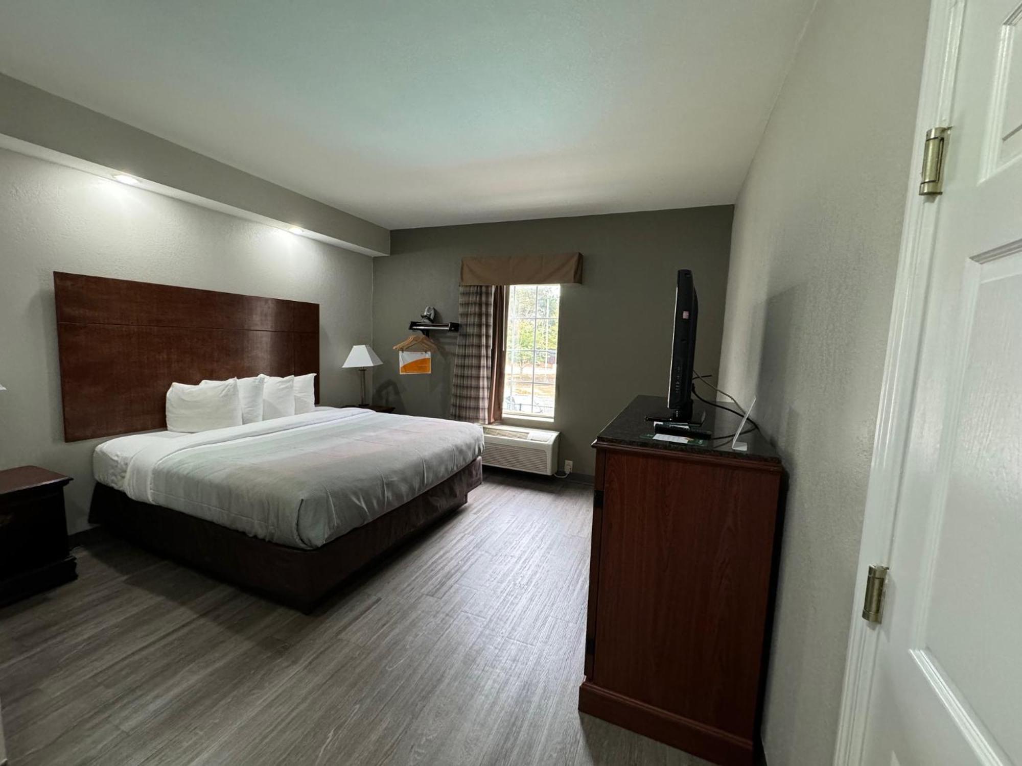 Quality Inn Newnan - Atlanta South Екстериор снимка